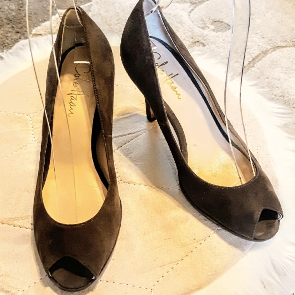 COLE HAAN brown suede classic open toe pump with Nike Air sole sz 6B